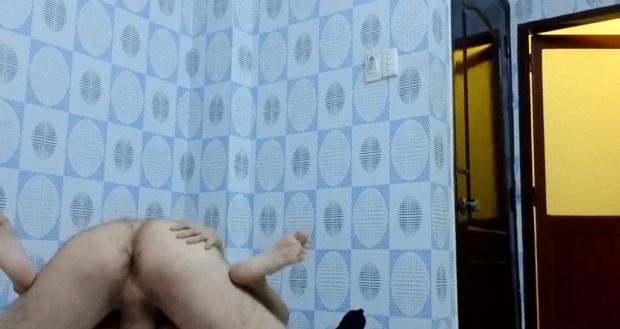 Clip sex em gái đứng đường - trai tây và gái Việt
